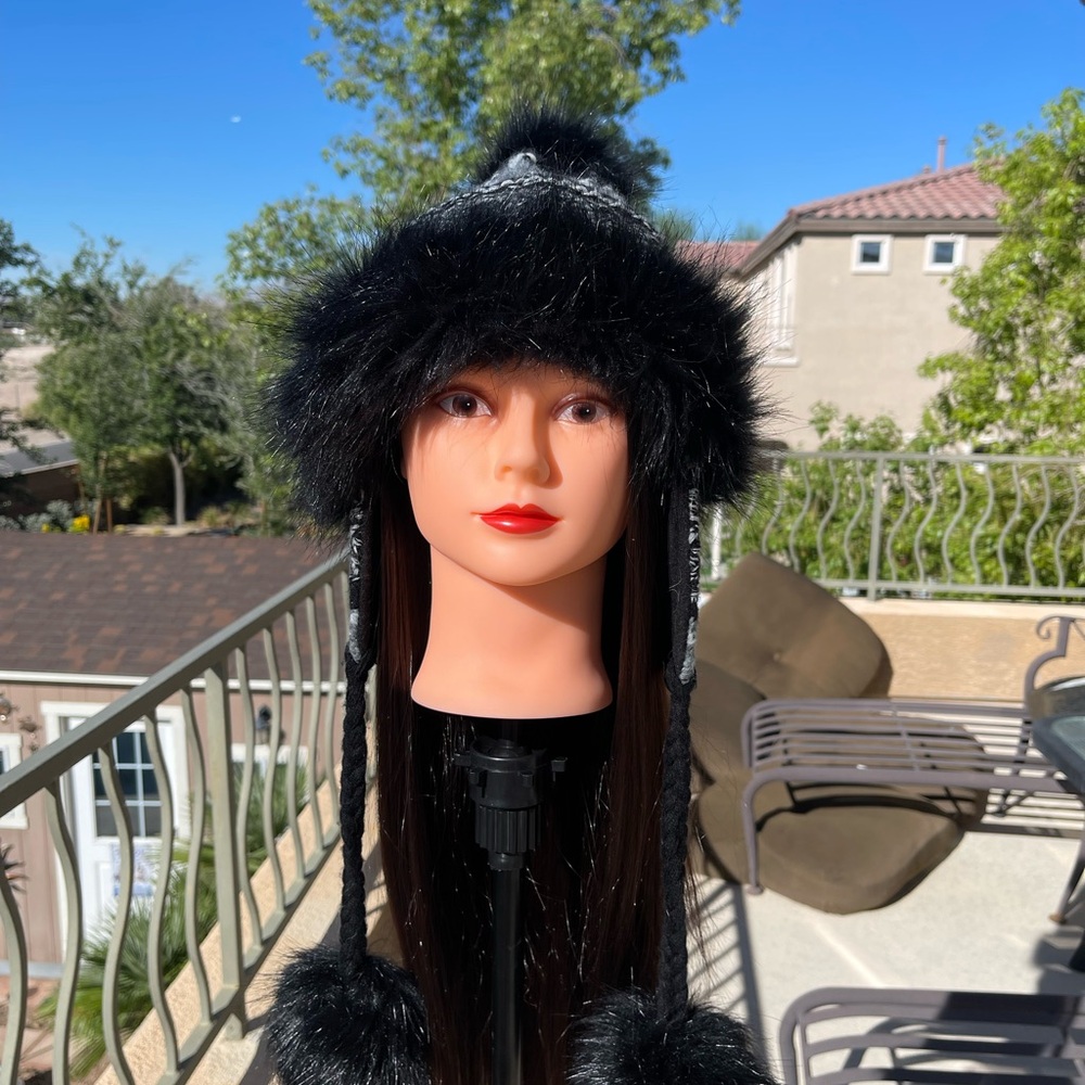 Hat - Picture 7 of 8